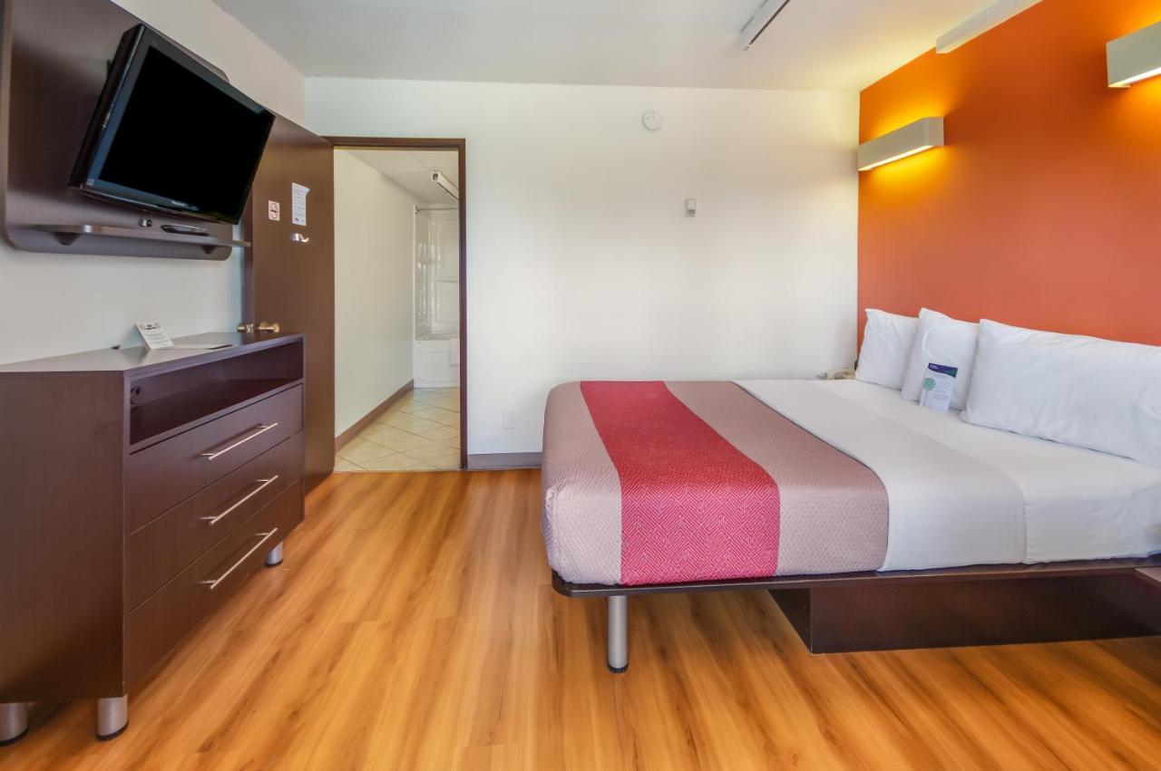 Motel 6-Lethbridge, Ab Eksteriør billede