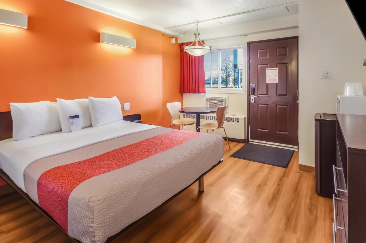 Motel 6-Lethbridge, Ab Eksteriør billede