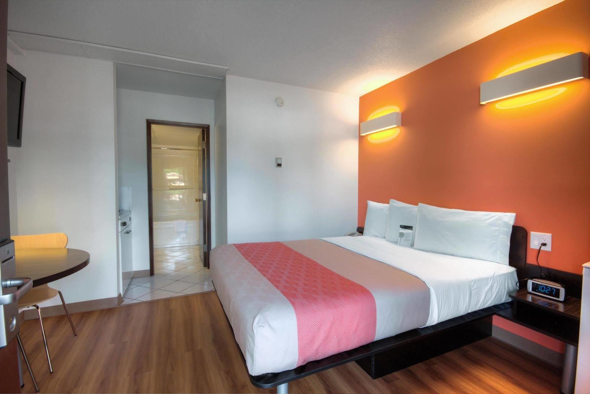 Motel 6-Lethbridge, Ab Eksteriør billede